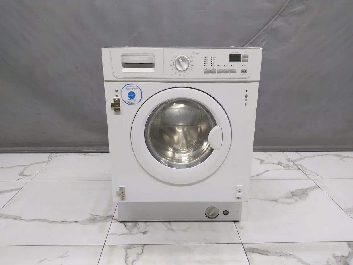 e1f85ffa-202e-4797-bb76-c4dd15aa7161